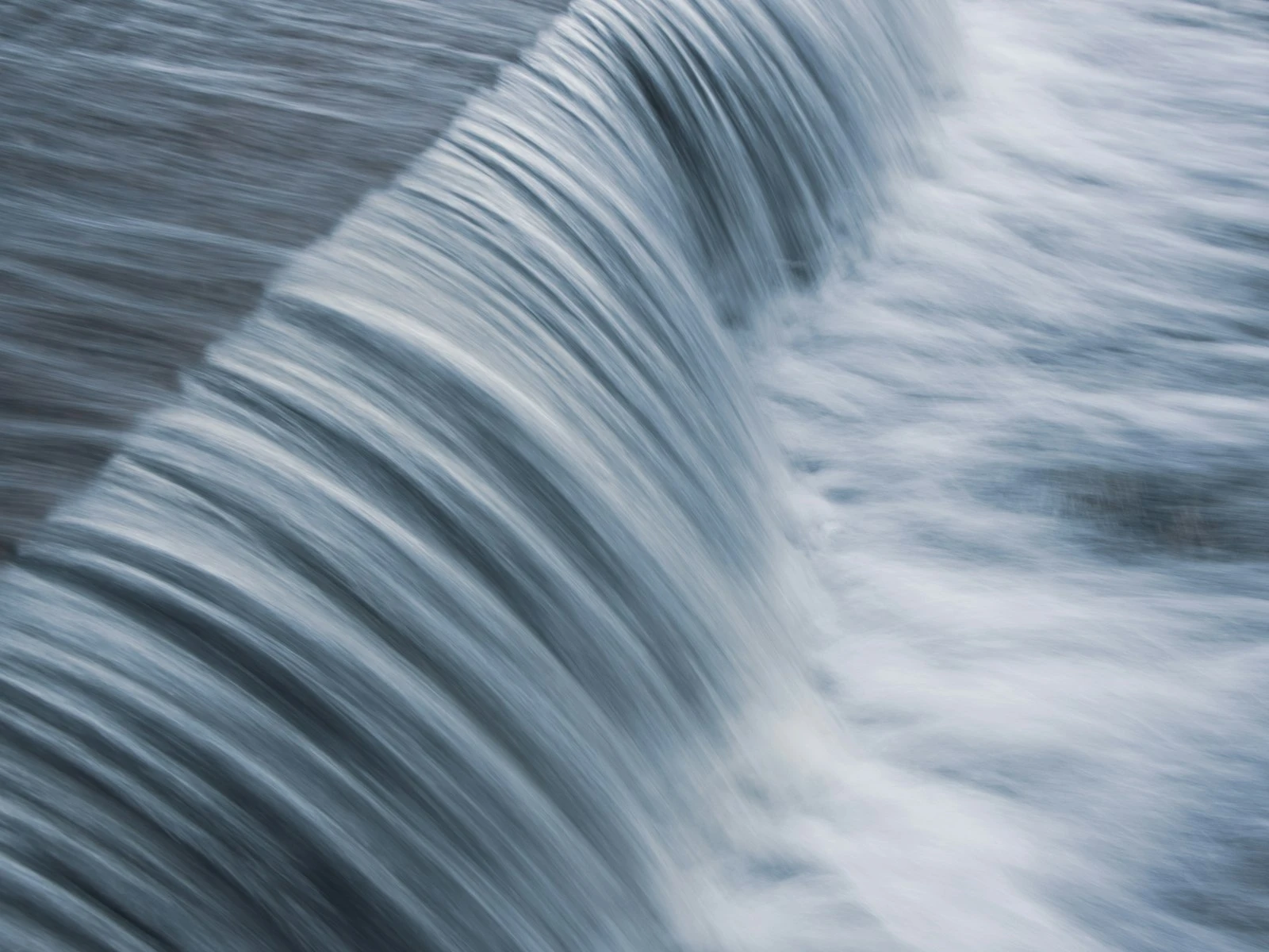 Shutter Speed Explained: From Freezing Action to Motion Blur