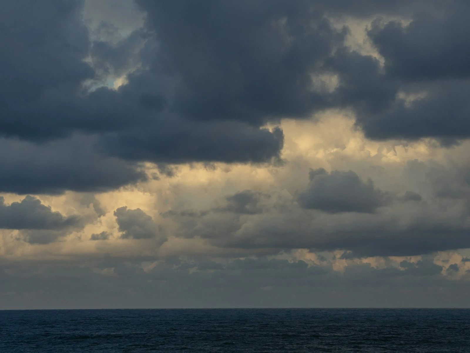 Where to Place the Horizon