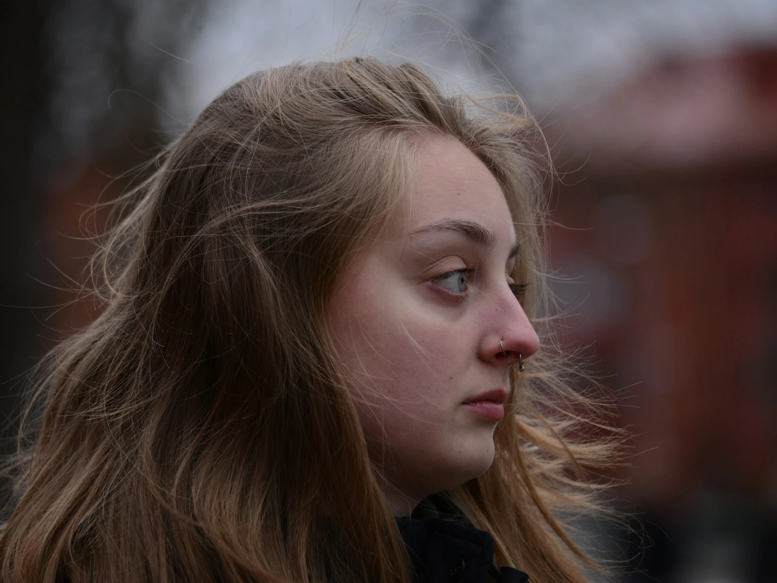 Candid vs Posed: When to Direct and When to Wait