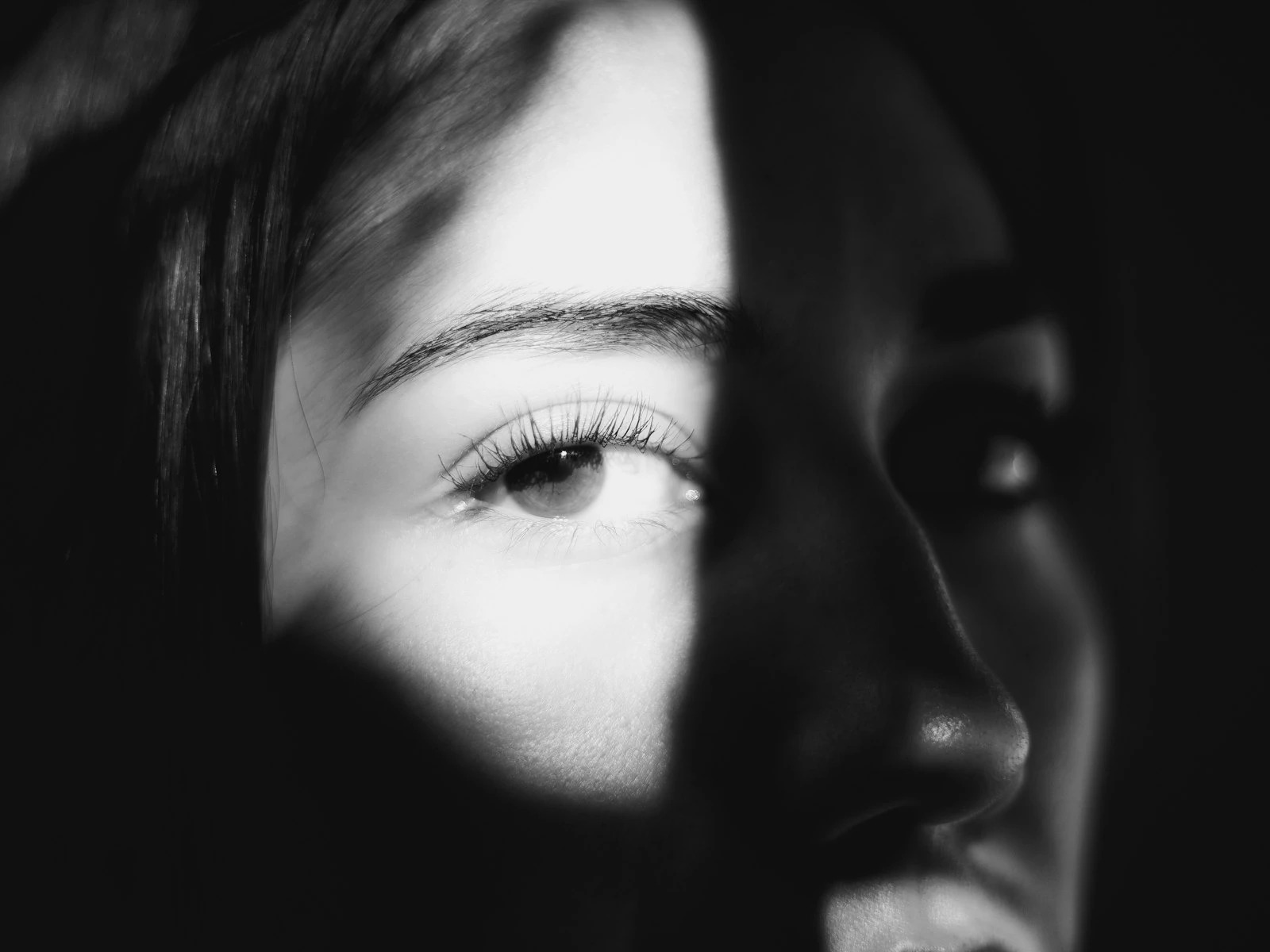 How to Avoid Harsh Shadows on Faces